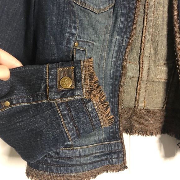NWOT CAbi Tweed Fringe Trim Denim Jacket #620 M - Picture 5 of 11